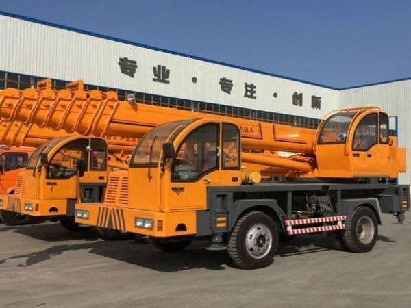 郑州开发区吊车租赁电话_专业吊车出租公司提供哪些保证
