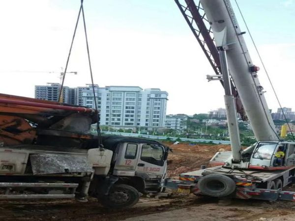 郑州市吊车租赁公司_吊车租赁过程需注意吊车部件温度过